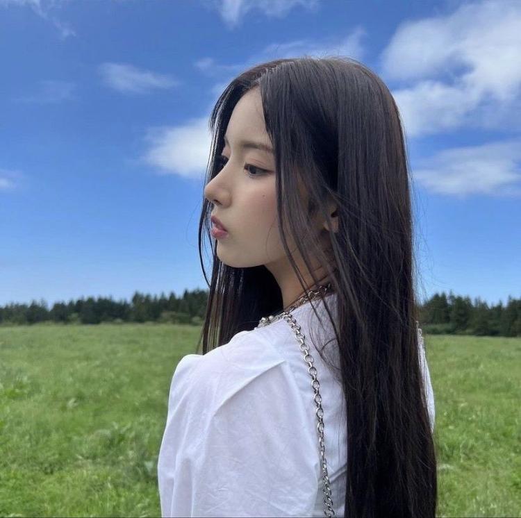 NMIXX JIWOO0