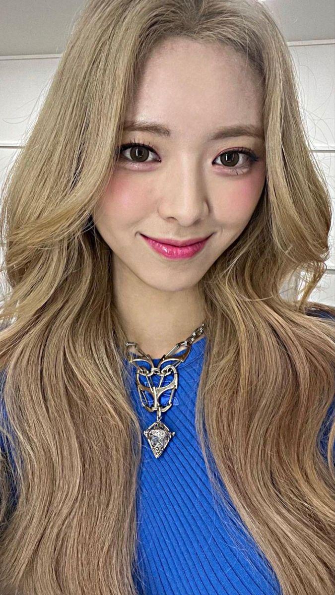 ITZY 유나0