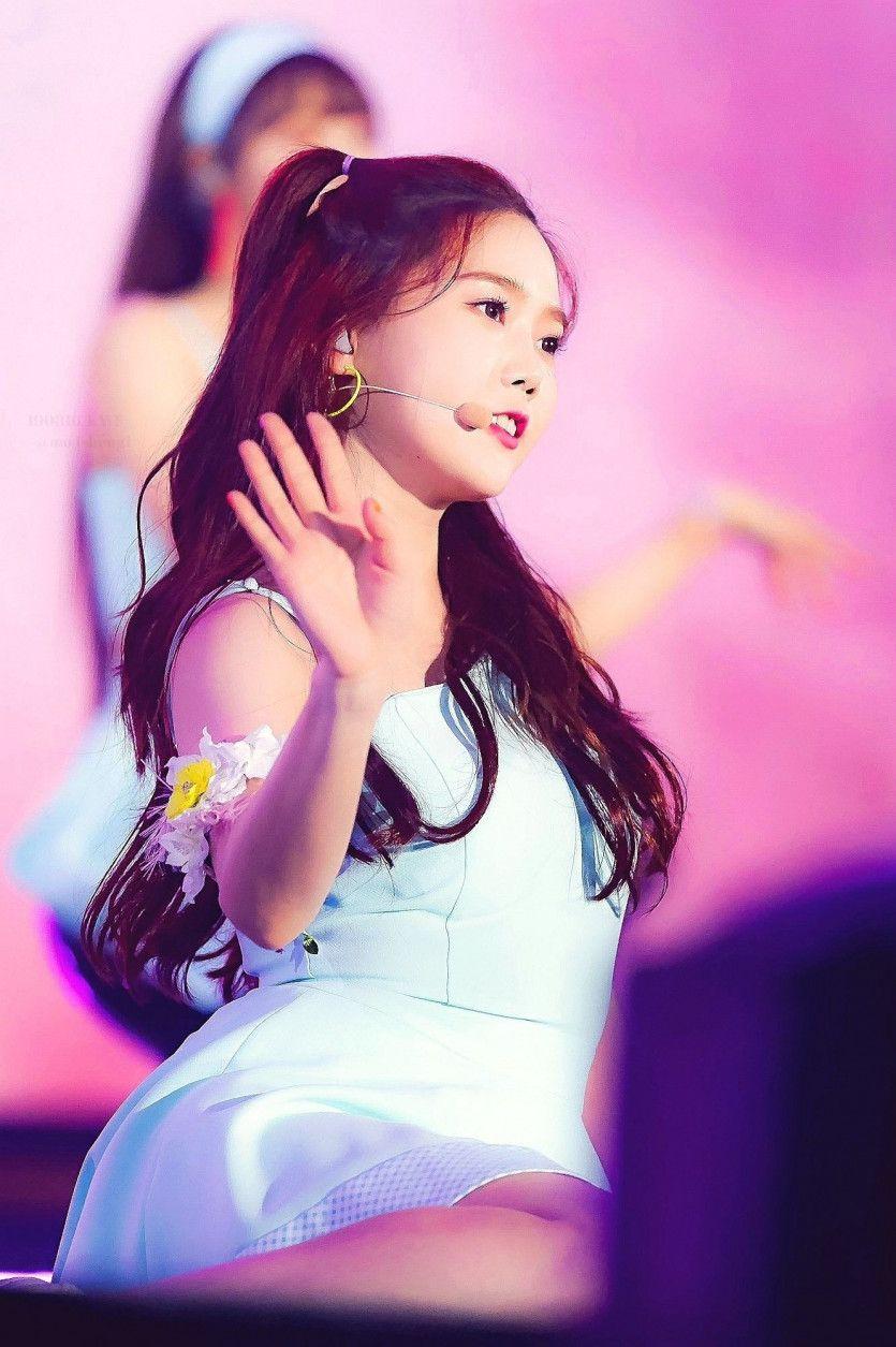 Oh My Girl 효정1
