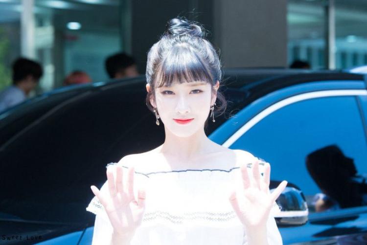 러블리즈 지애1