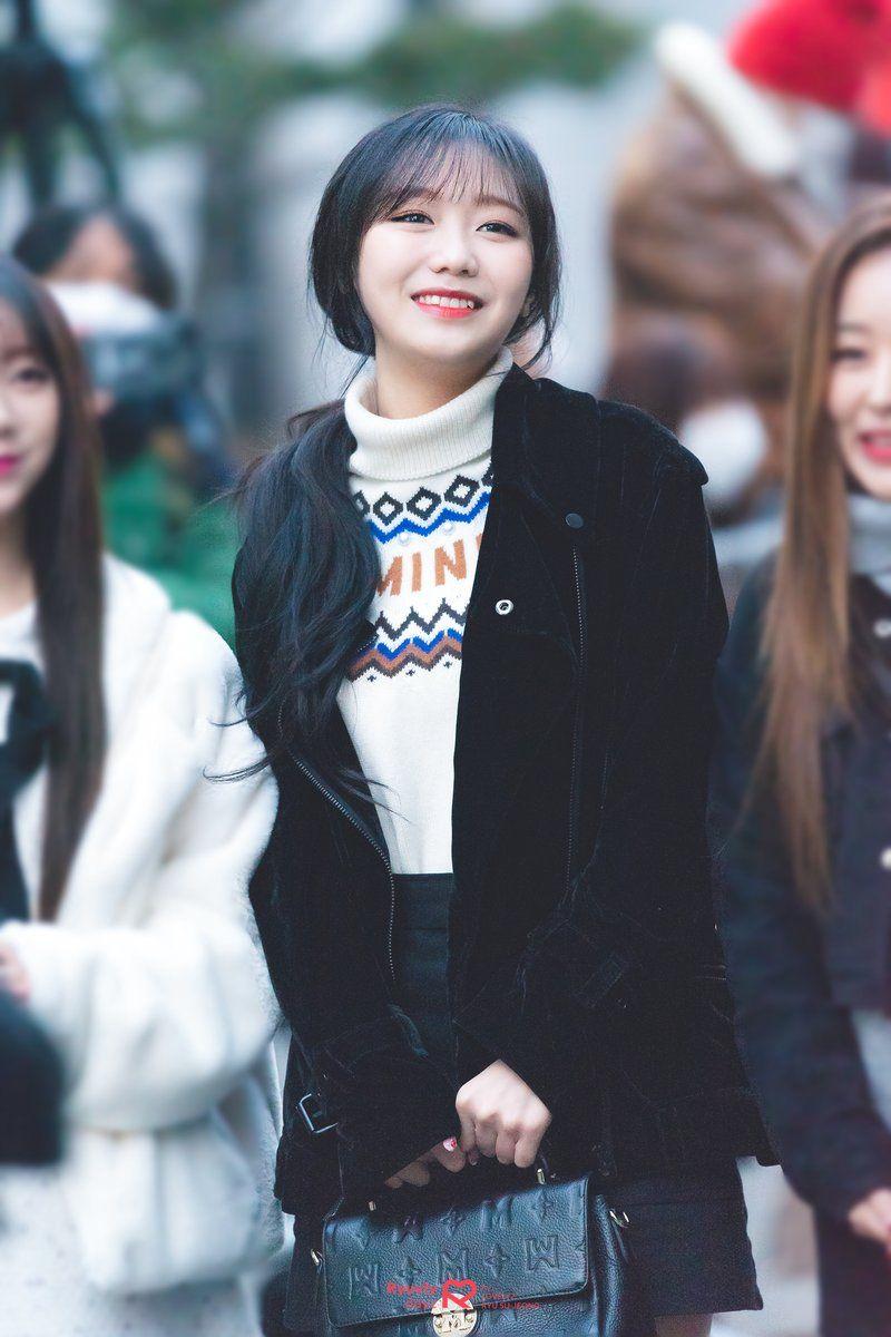 러블리즈 동그란데 VS 안동그란데 류수정0