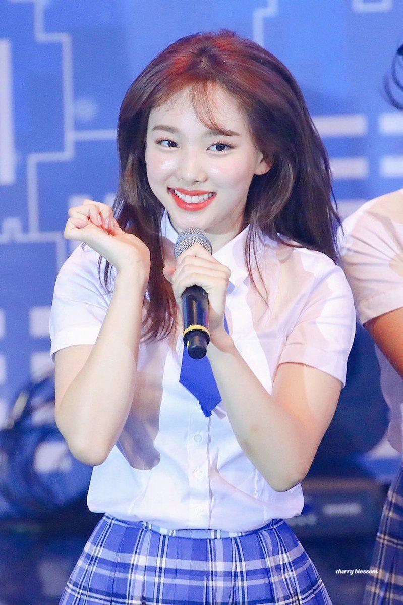 나연1