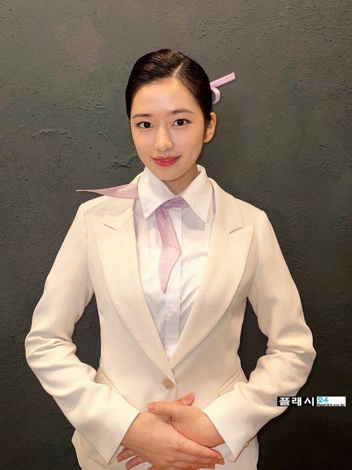 안유진0