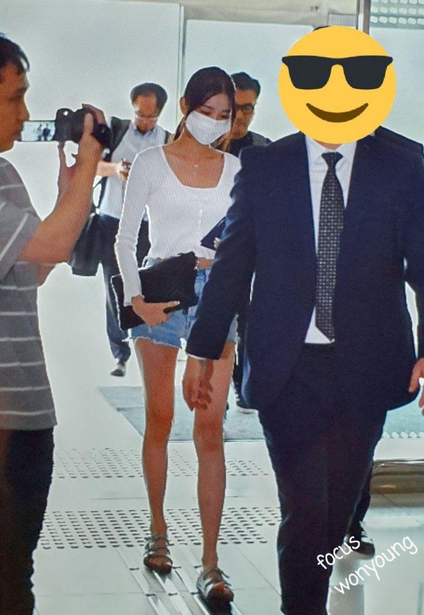 오늘자 일본에 모델서러가는 영0