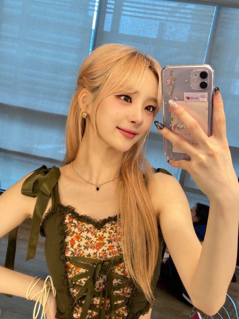 ICHILLIN E.JI2