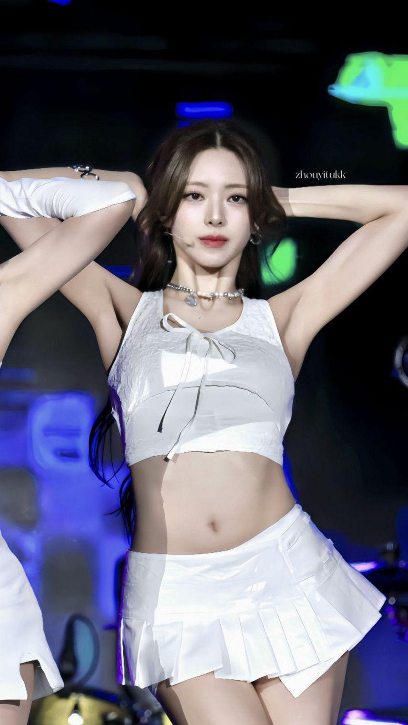 ITZY 유나0