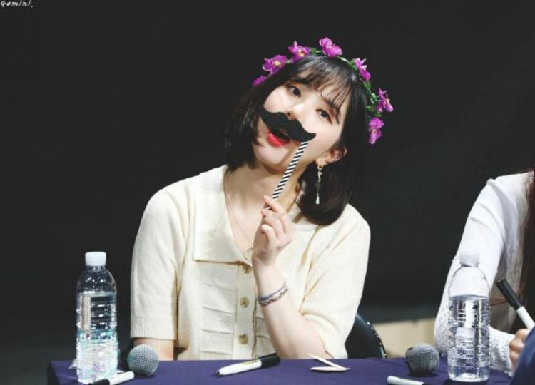 여자친구 은하.JPG4