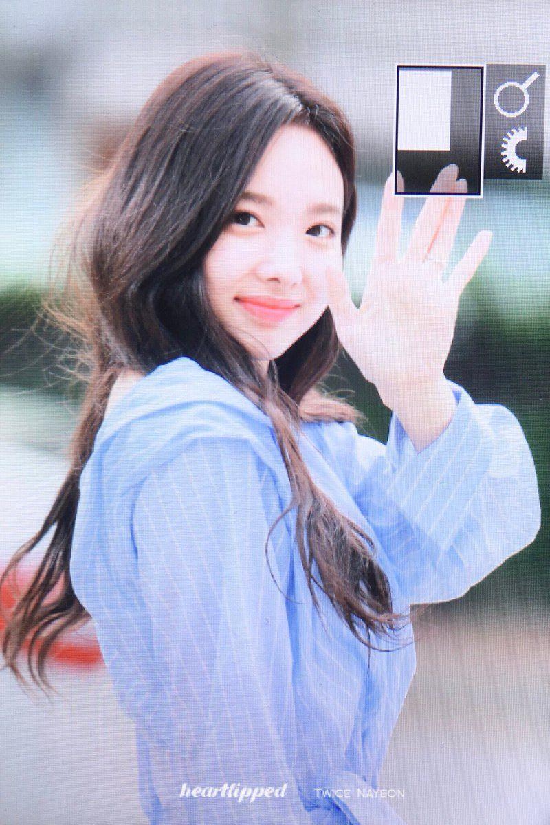 트와이스 볼빨간 나연 프리뷰6