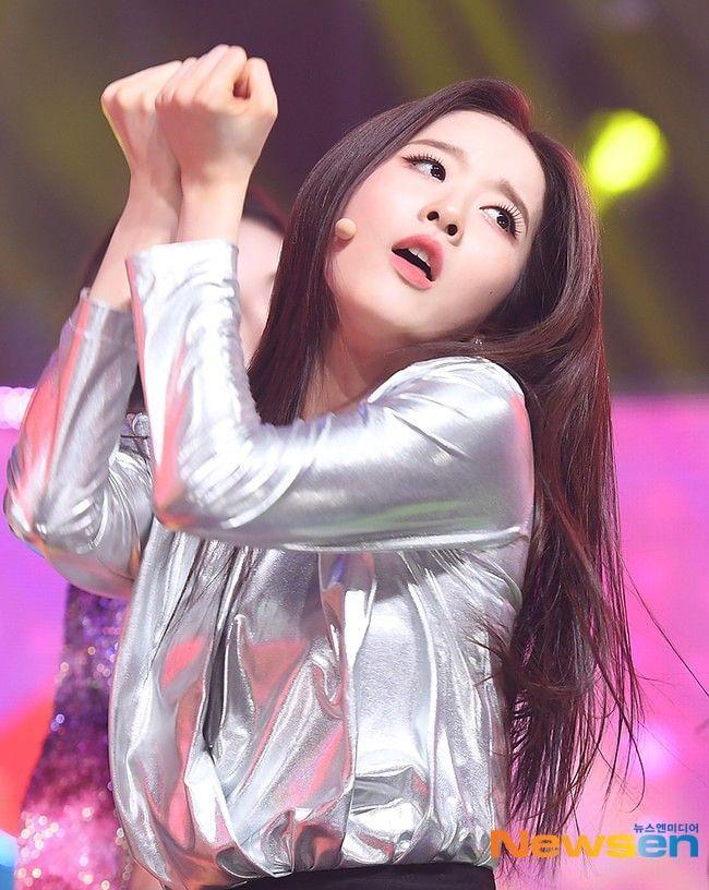STAYC SIEUN2