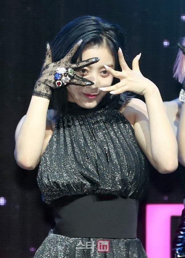 쇼케이스 나연 지효 정연3