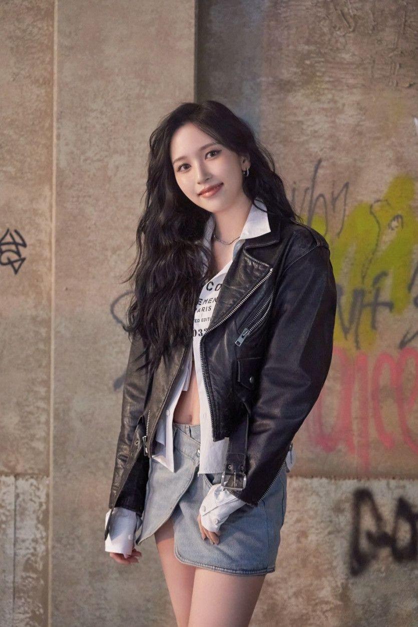 TWICE Mina2