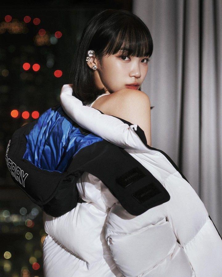 LE SSERAFIM 채원1