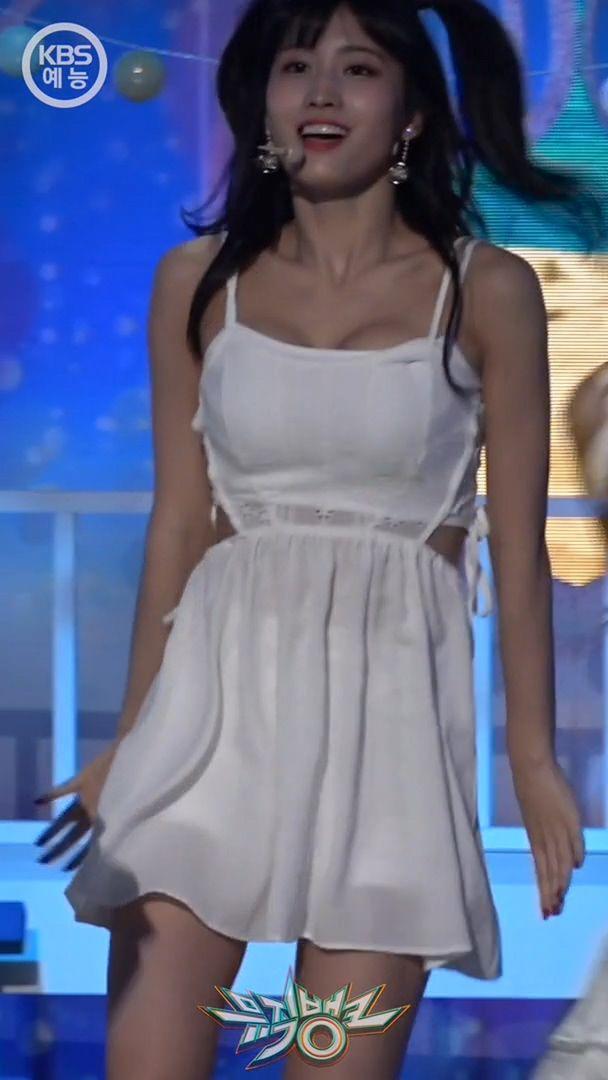 모모눈나 실한 멜론 두개0