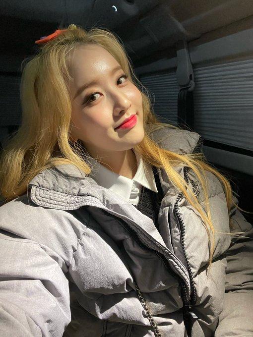 STAYC SIEUN1