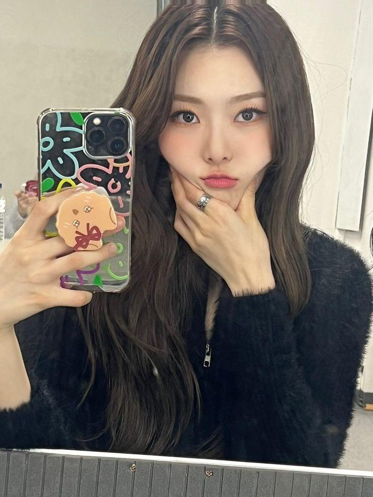ICHILLIN JACKIE1
