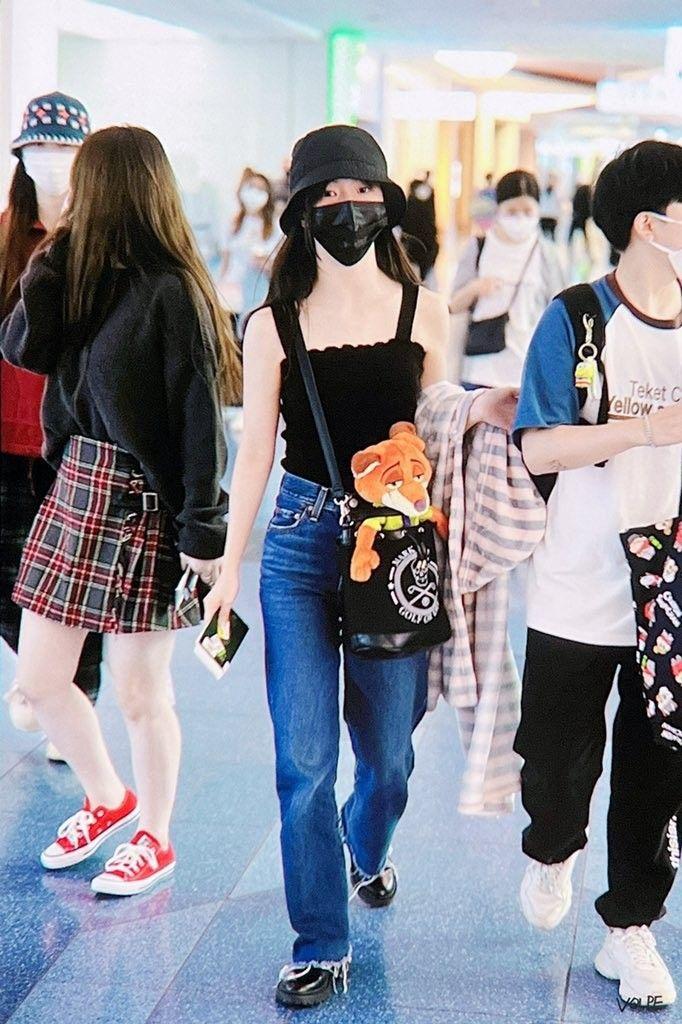 Kep1er Youngeun2