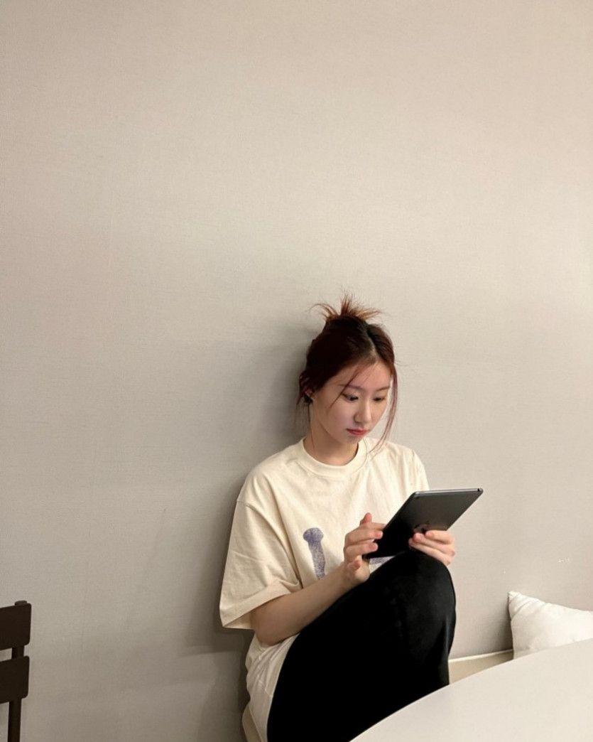 채령 인스타2