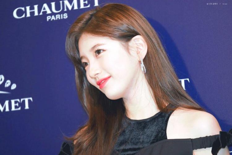 수지 - 180426 Chaumet (고/8p)5