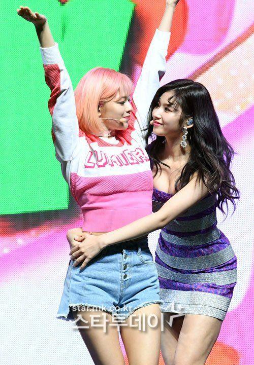 사랑과 영혼 컨셉의 정연과 사나0