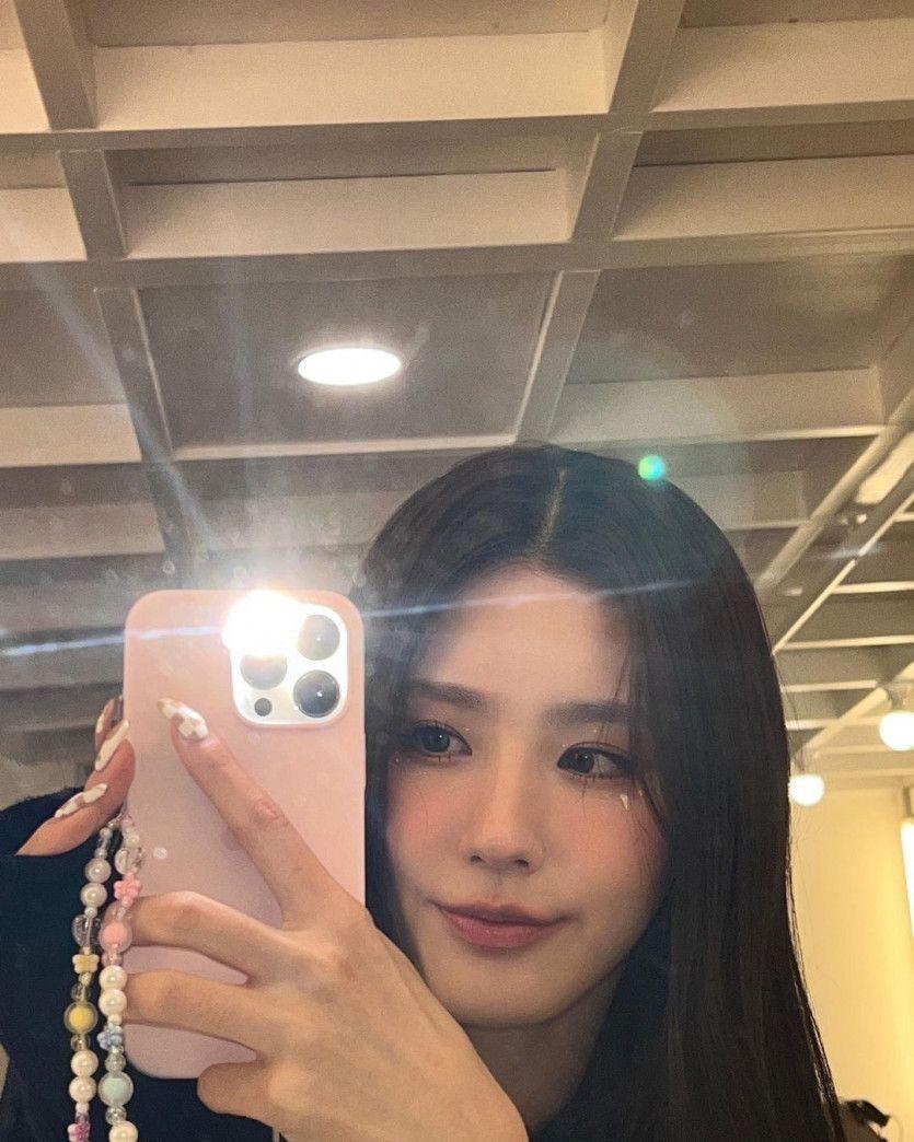 (G)-IDLE 미연0