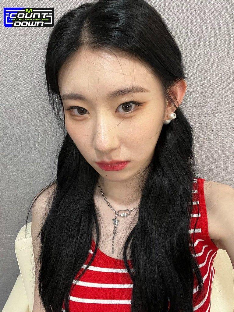 ITZY Chaeryeong1