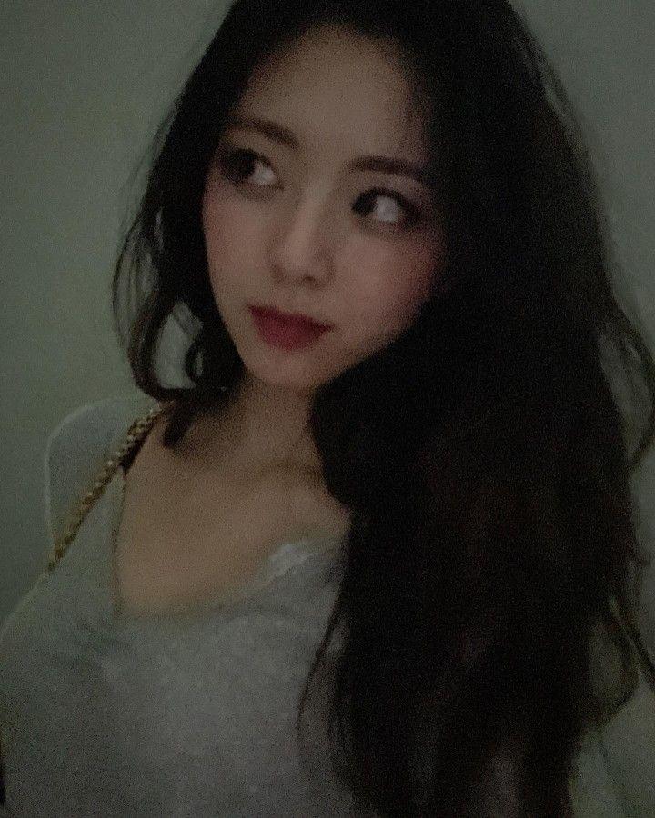 ITZY Yuna2