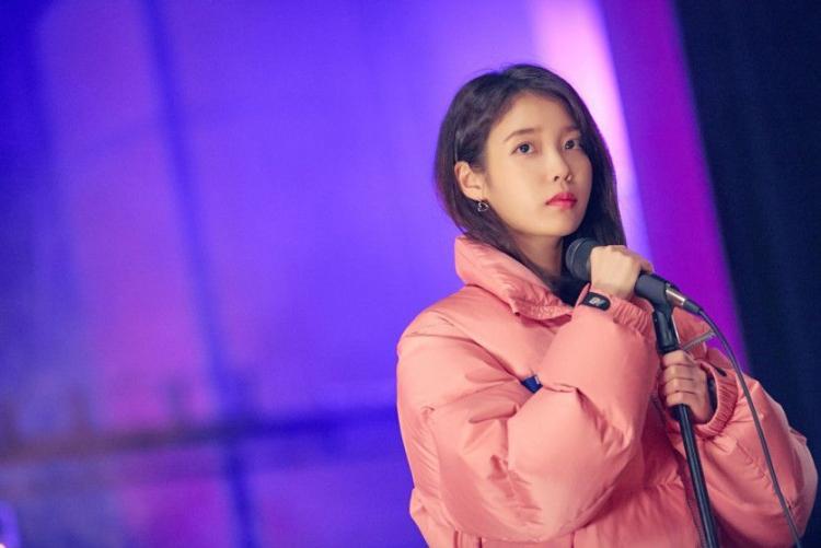 아이유 포토.0
