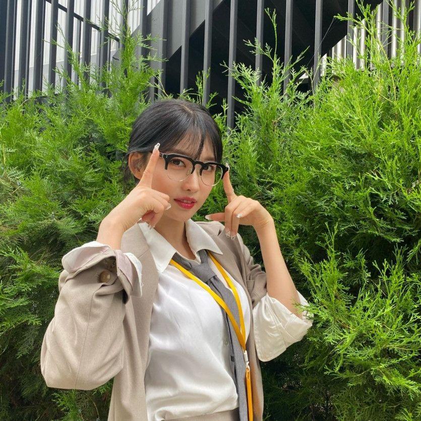 EVERGLOW Sihyeon2