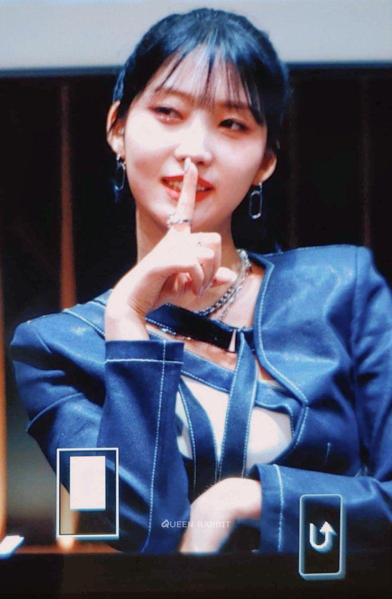 EVERGLOW 김시현3