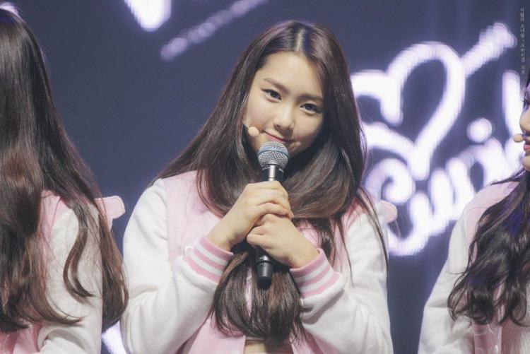 오마이걸 지호1