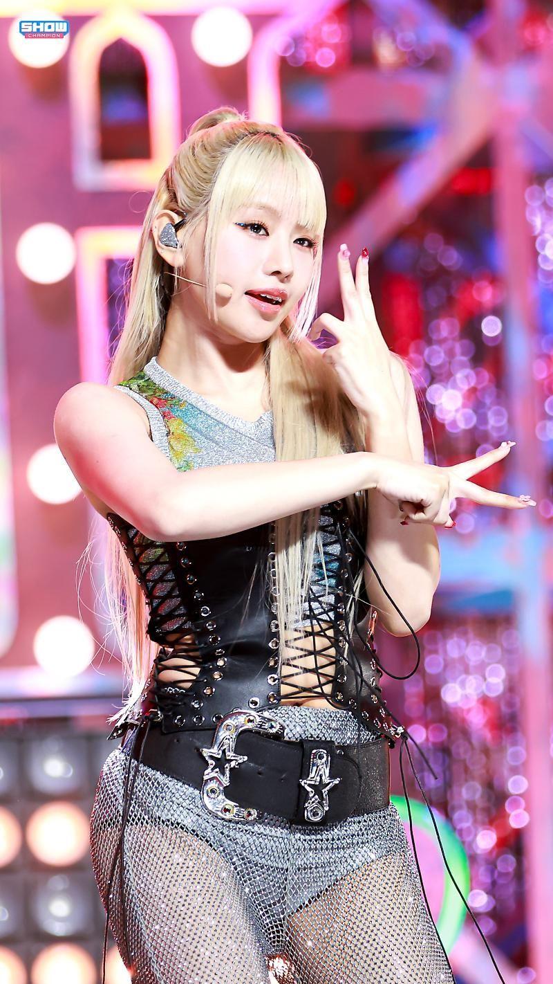 KISS OF LIFE JULIE NATTY1