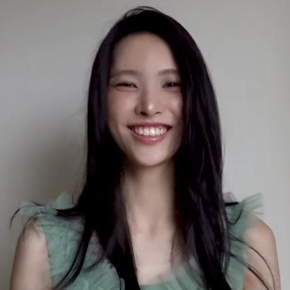 ILLIT 윤아1