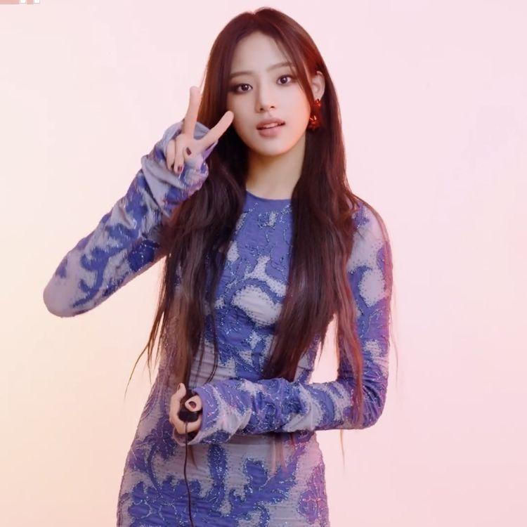 NewJeans Minji0