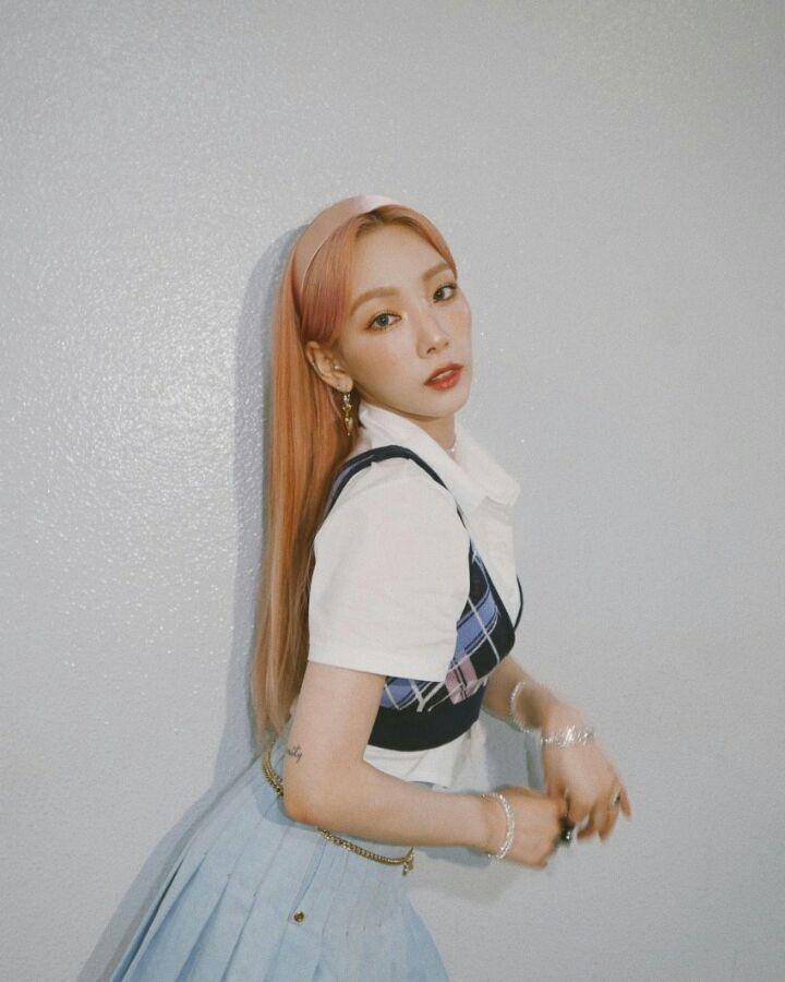 인기가요 태연.jp4