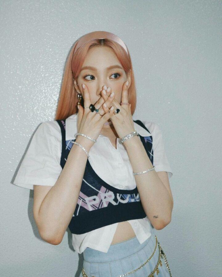 인기가요 태연.jp5