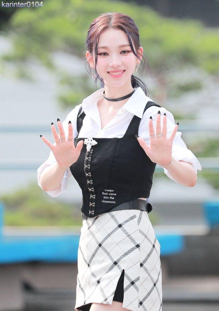 aespa Karina3