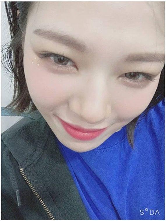 정여니가 셀카 신상 안올려서 모모가 대신 올린 정연스타그램5