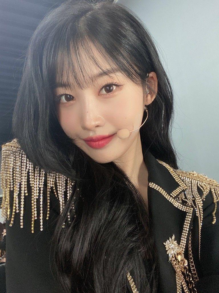 EVERGLOW Sihyeon0