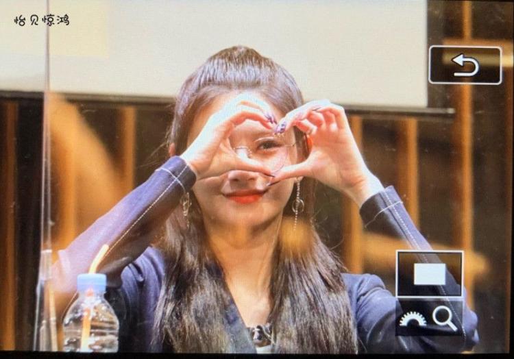 EVERGLOW 왕이런3