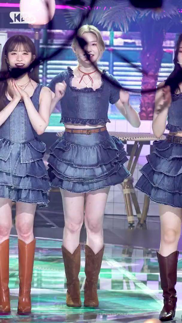 STAYC Seeun1