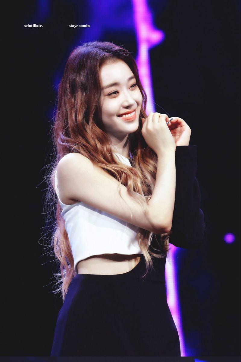 STAYC SUMIN0