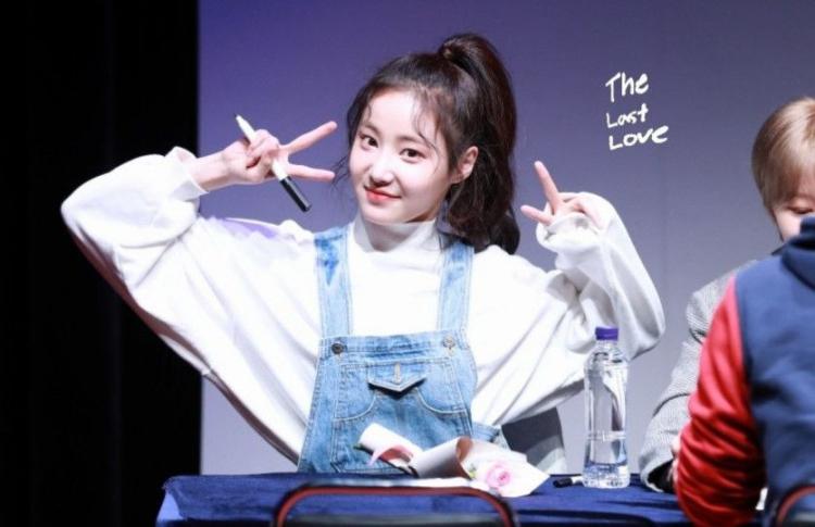 팬사인회 포니테일 연우4