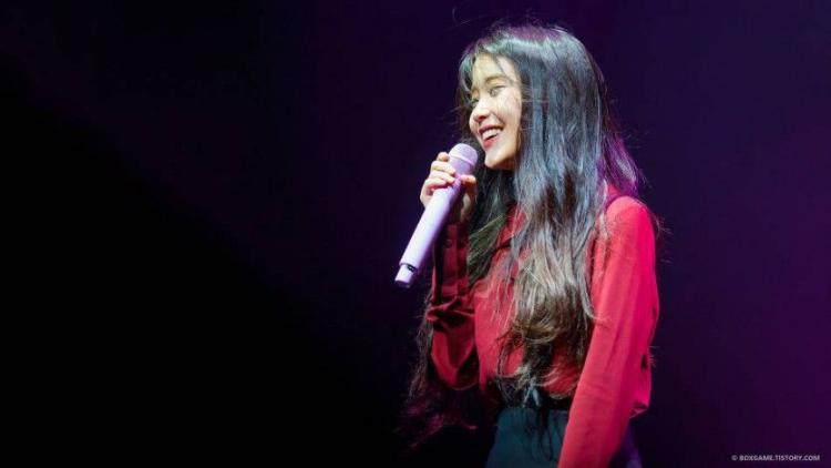 아이유 포토.0