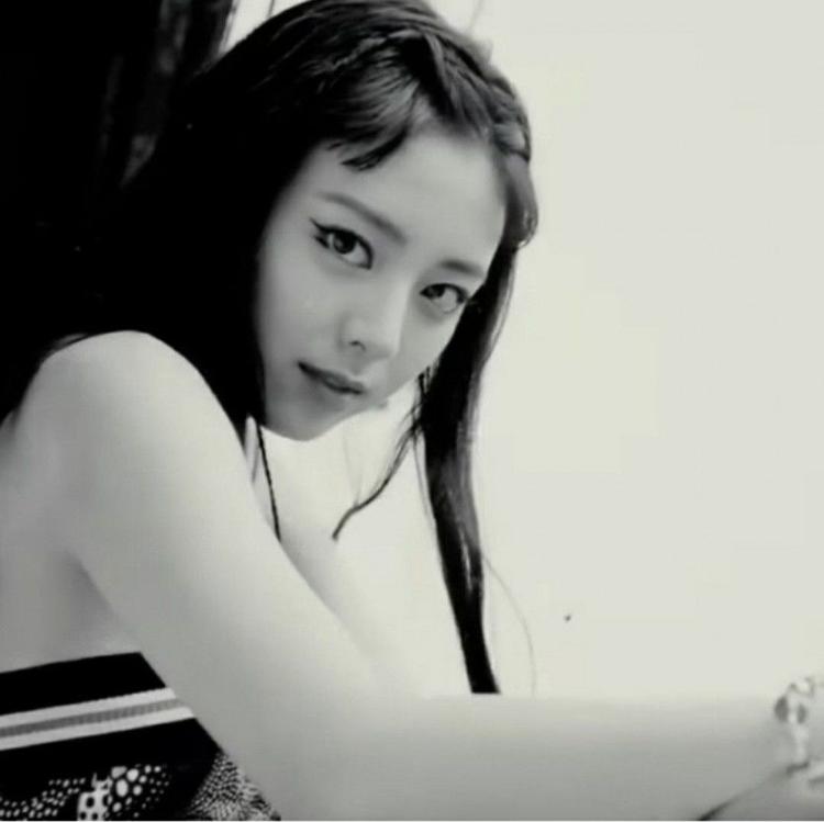 ITZY 유나1