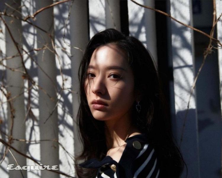 '스물다섯 스물하나' 보나 에스콰이어 화보4