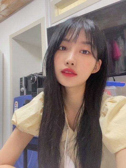 EVERGLOW Sihyeon0