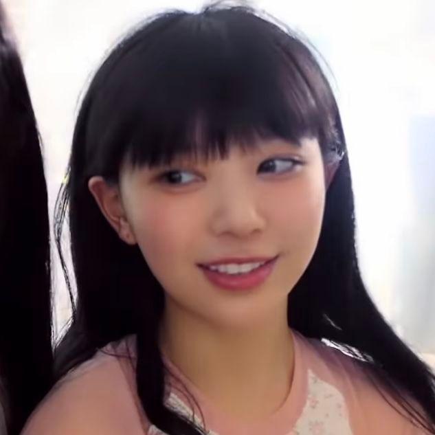 ILLIT 모카2