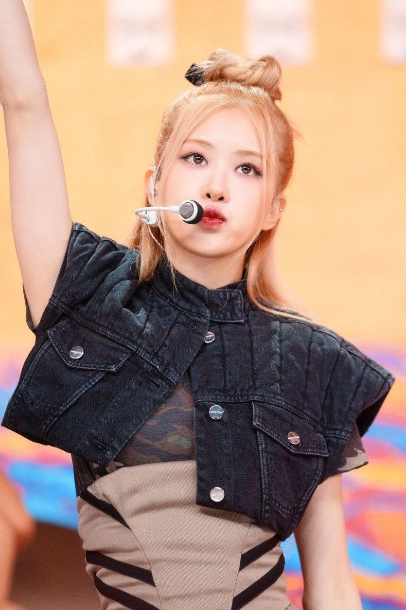 BLACKPINK ROSE1