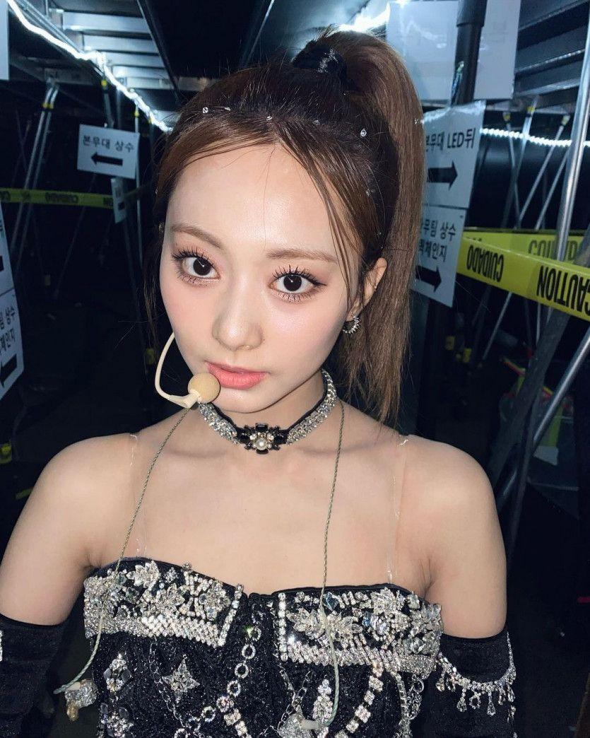 TWICE Tzuyu0