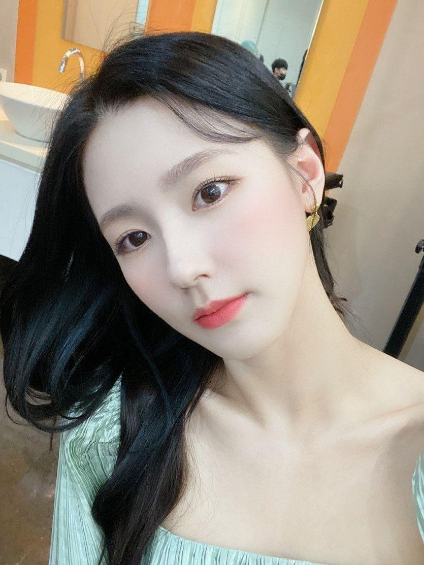 (G)I-DLE miyeon1